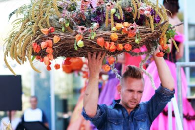 (P) Demonstrație florală și workshop cu tema TENDINȚE NUNȚI 2017